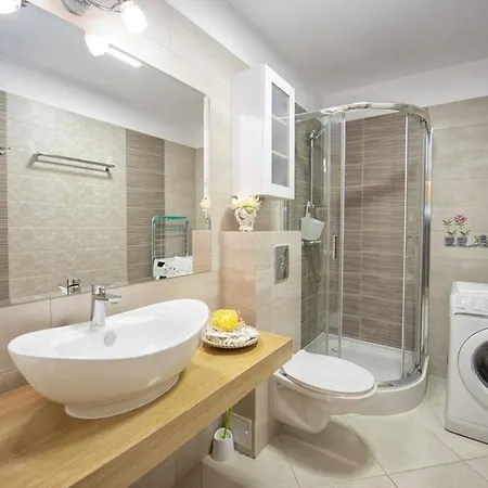 Apartment Coresi Rezidence &